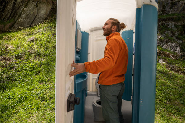 Portable Toilet Options We Offer in Hobart, OK